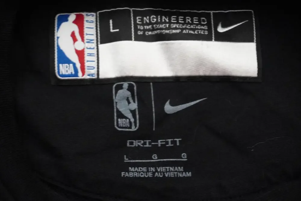 Nike Phoenix Suns Standard Issue Dri-FIT NBA Crewneck Sweatshirt Men's L Black